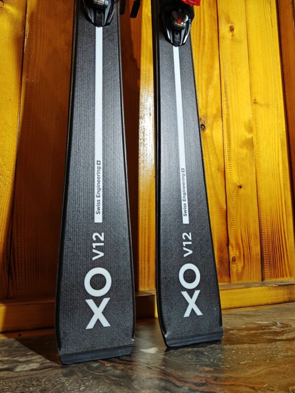 LYŽE XO SWISS SKI V12 L BLACK 172CM